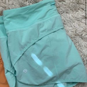 Turquoise lululemon speed up shorts 2.5 seam